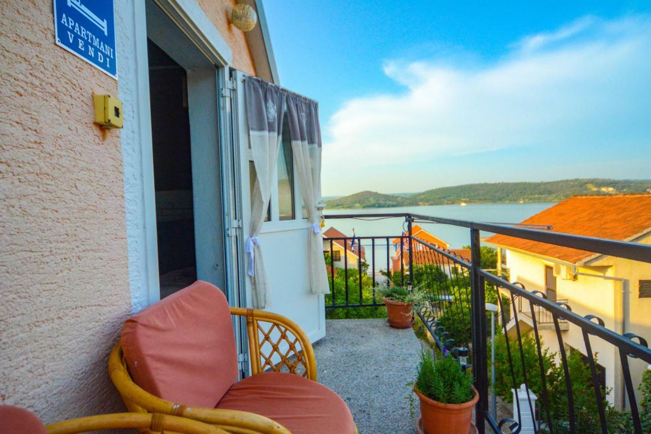 Apartments Vendi Σίμπενικ Εξωτερικό φωτογραφία
