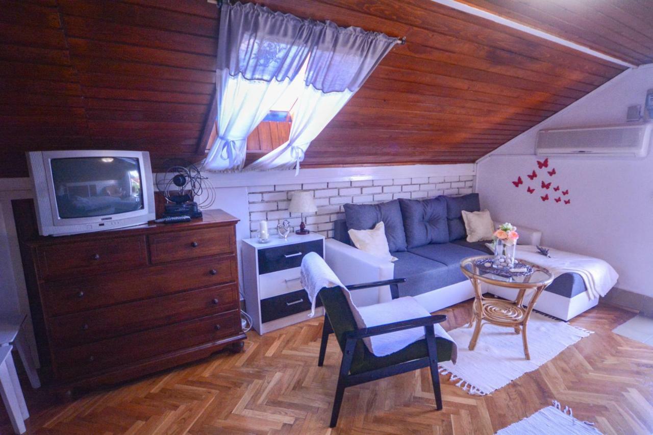 Apartments Vendi Σίμπενικ Εξωτερικό φωτογραφία