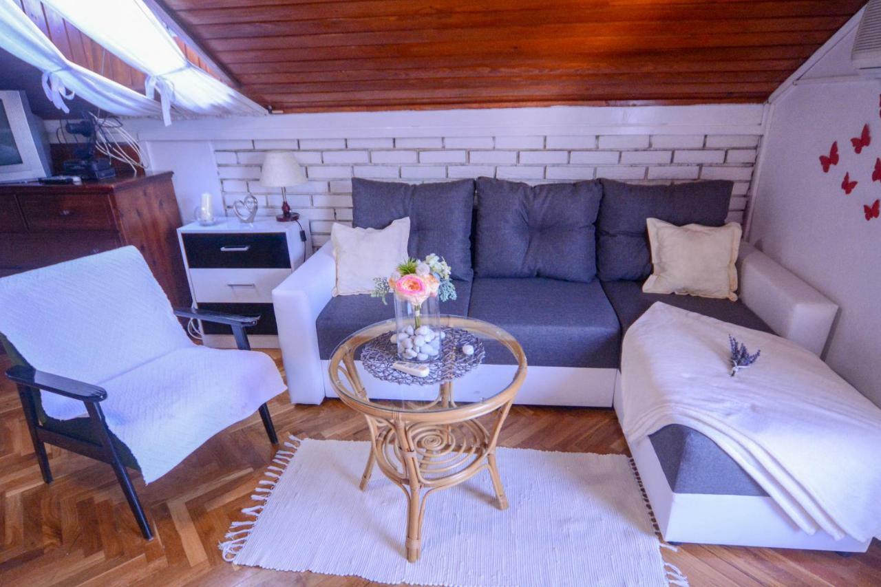 Apartments Vendi Σίμπενικ Εξωτερικό φωτογραφία
