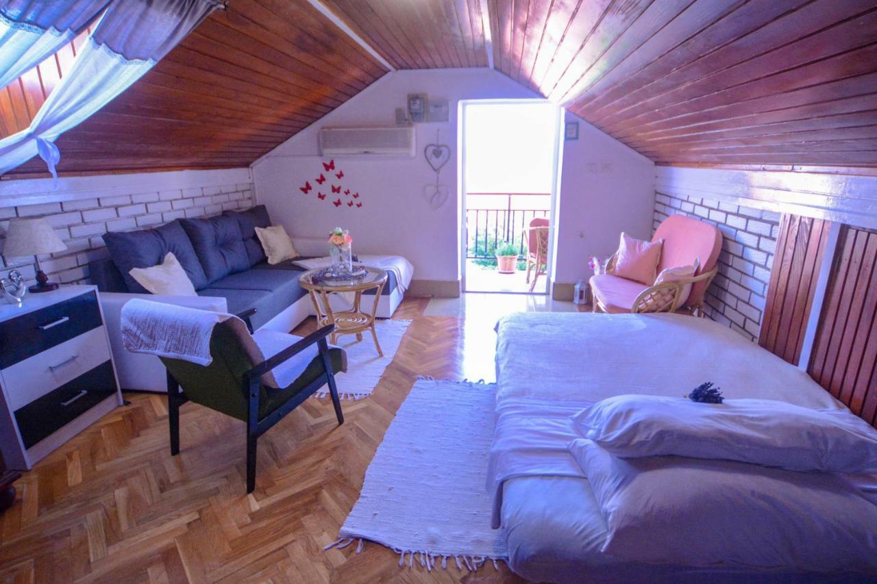 Apartments Vendi Σίμπενικ Εξωτερικό φωτογραφία