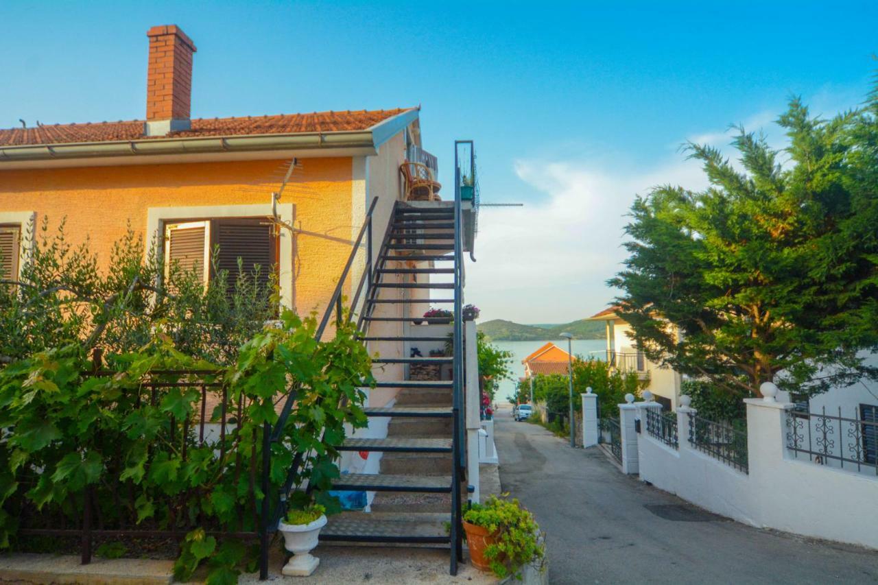 Apartments Vendi Σίμπενικ Εξωτερικό φωτογραφία